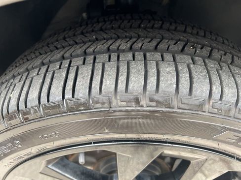 Used 2023 Kia Sorento SX image 42