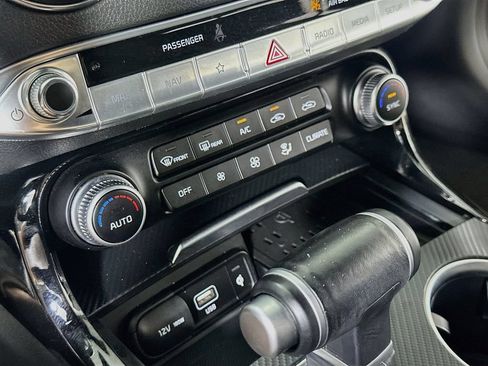 Used 2023 Kia Stinger GT-Line w/ Sun & Sound Package RWD image 28