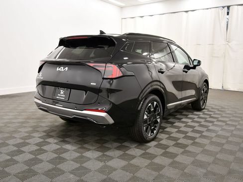 Certified 2026 Kia Sportage SX AWD/4WD image 8