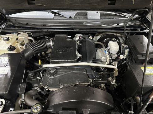 Used 2003 Chevrolet TrailBlazer LT image 23