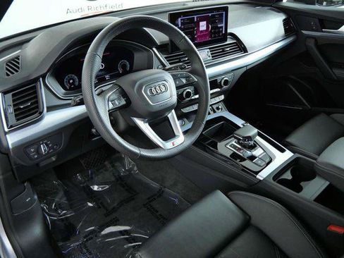 Used 2025 Audi Q5 2.0T Premium Plus AWD/4WD image 9