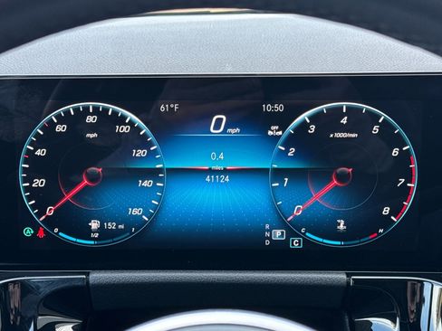 Used 2023 Mercedes-Benz GLA 250 4MATIC image 24