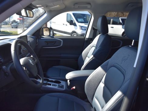 Used 2024 Ford Bronco Sport Outer Banks w/ Tech Package image 13