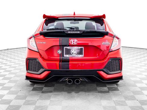 Used 2018 Honda Civic Sport Touring image 5