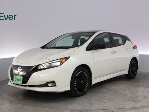 Used 2024 Nissan Leaf SV Plus FWD image 2