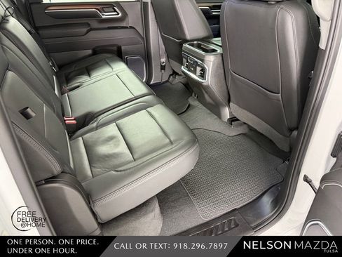 Used 2024 GMC Sierra 3500 Denali w/ Denali Reserve Package AWD/4WD image 37