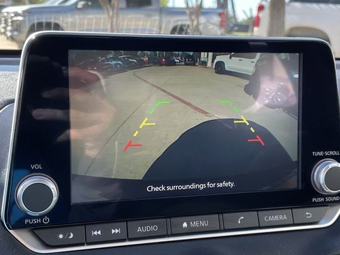 Used 2022 Nissan Sentra SV w/ All-Weather Package image 18