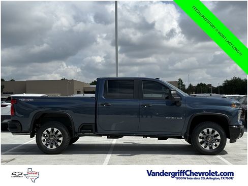 New 2026 Chevrolet Silverado 2500 Custom w/ Custom Value Package AWD/4WD image 3