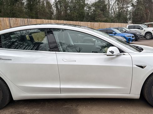 Used 2020 Tesla Model 3 Long Range image 18