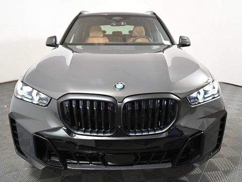New 2026 BMW X5 xDrive40i w/ M Sport Package image 2