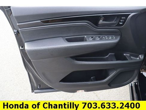 Certified 2025 Honda Odyssey Touring image 24