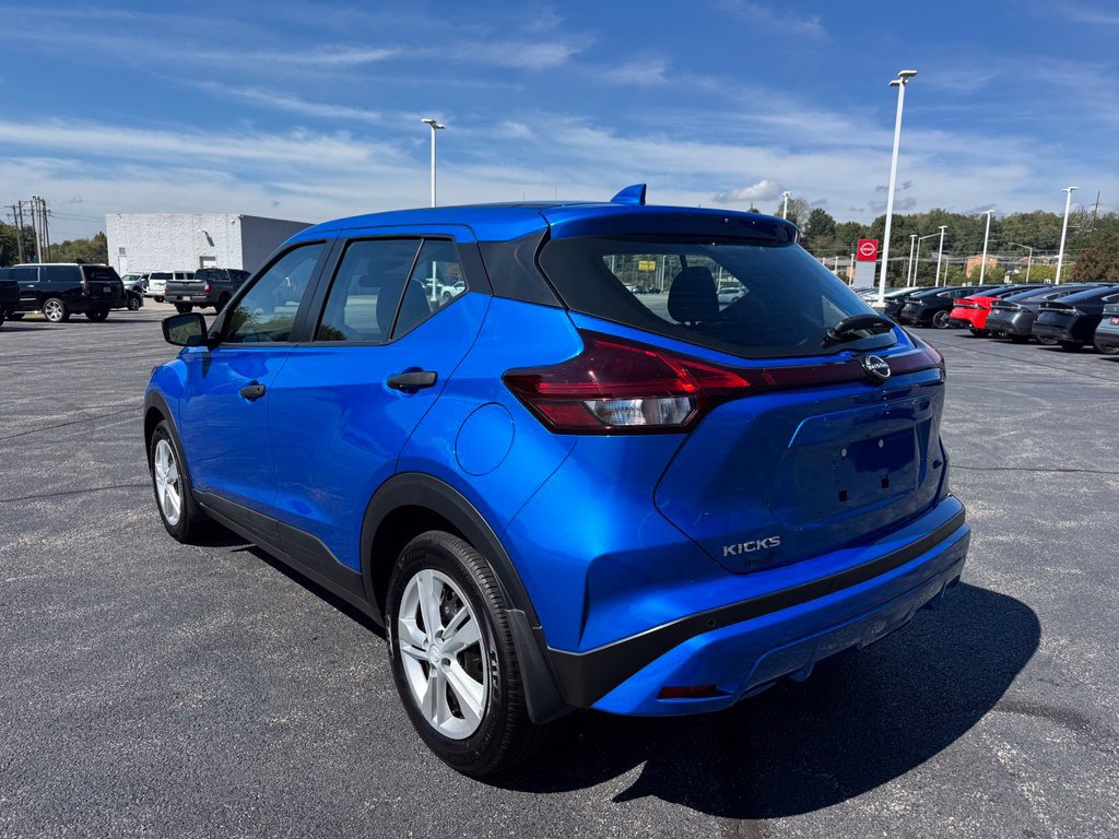Certified 2025 Nissan Kicks Play S FWD image 6