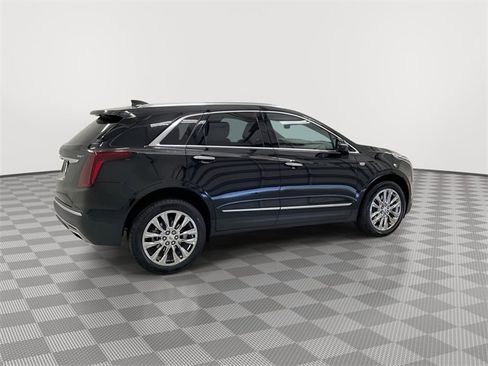 Certified 2022 Cadillac XT5 Premium Luxury w/ Technology Package image 11