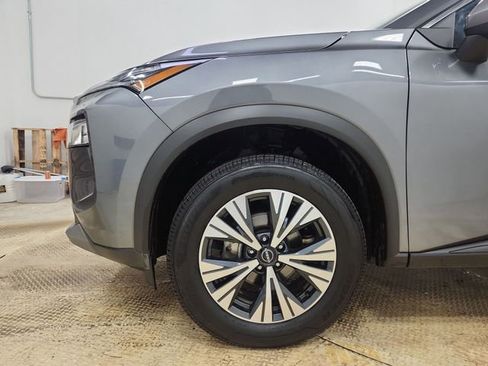 Used 2023 Nissan Rogue SV image 19