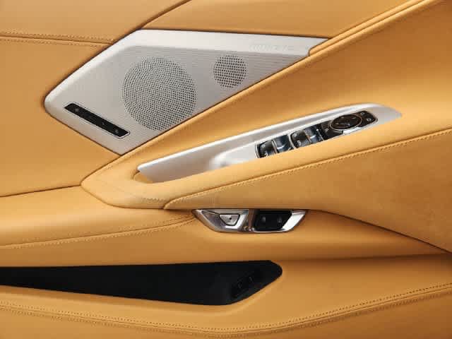 Used 2022 Chevrolet Corvette Stingray Premium Conv w/ Z51 Performance Package RWD image 16