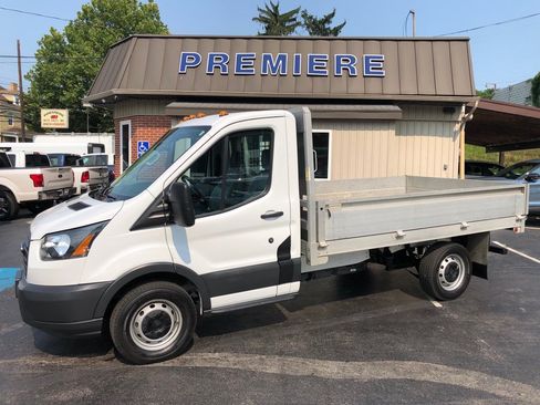 Used 2018 Ford Transit 250 138 RWD image 2