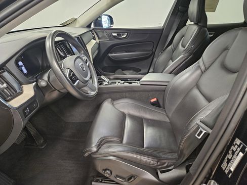 Used 2022 Volvo XC60 B5 Inscription w/ Advanced Package image 8