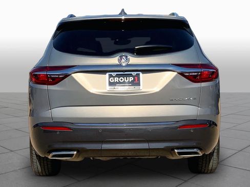Used 2019 Buick Enclave Essence FWD image 4