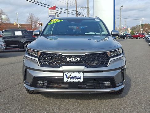 Used 2022 Kia Sorento EX image 8
