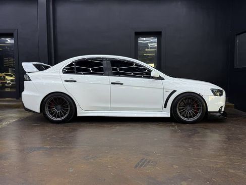 Used 2014 Mitsubishi Lancer Evolution GSR AWD/4WD image 9