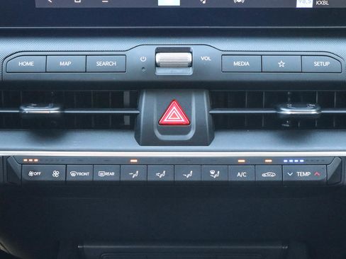 Used 2025 Kia K4 FWD image 11