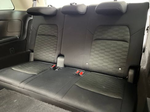 Used 2024 Nissan Pathfinder SV FWD image 36