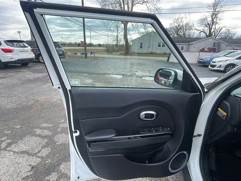 Used 2014 Kia Soul ! w/ Sun & Sound Package image 20
