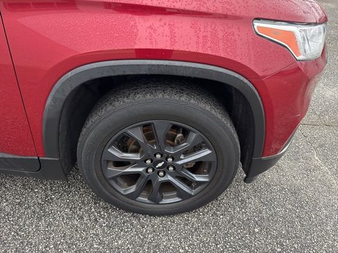 Used 2020 Chevrolet Traverse RS w/ LPO, Floor Liner Package image 3