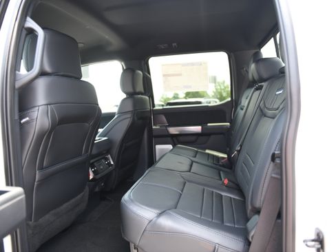 New 2026 Ford F250 Platinum AWD/4WD image 10