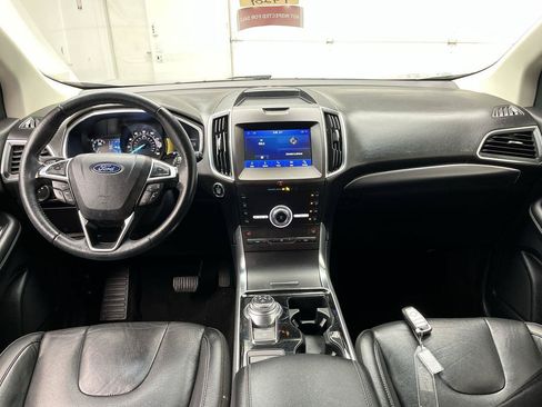 Used 2020 Ford Edge Titanium AWD/4WD image 4