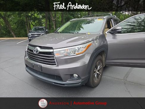 Used 2016 Toyota Highlander XLE FWD image 15