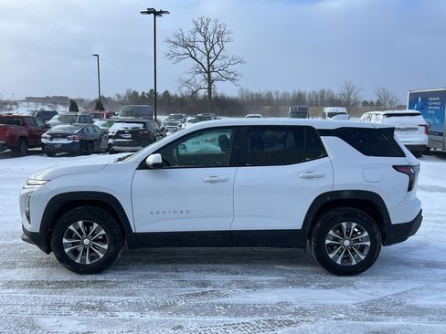 Used 2025 Chevrolet Equinox LT w/ Safety and Technology Package image 2