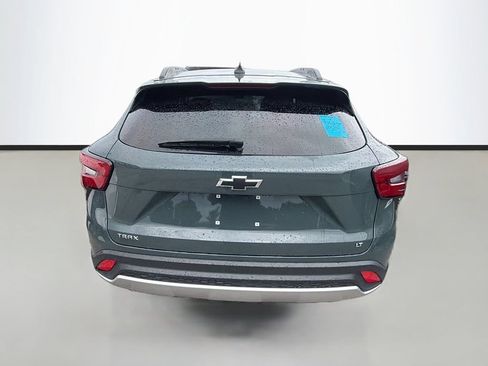 Used 2025 Chevrolet Trax LT w/ Driver Confidence Package FWD image 7