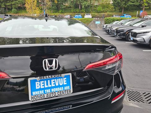 Used 2024 Honda Civic EX image 16