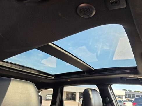 Used 2020 Jeep Grand Cherokee Limited w/ Luxury Group II image 13