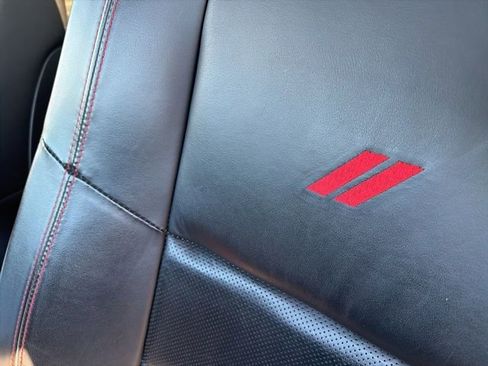 Used 2024 Dodge Durango GT image 13