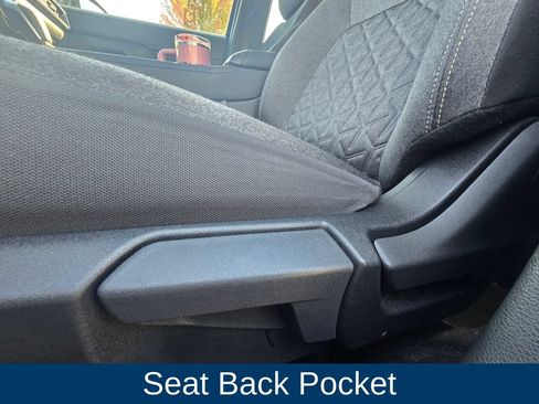 Used 2025 Nissan Kicks SV w/ SV Premium Package FWD image 16