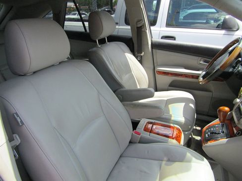 Used 2005 Lexus RX 330 AWD image 5