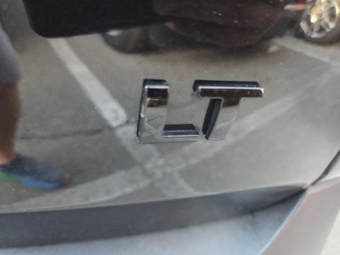 Certified 2023 Chevrolet Traverse LT FWD image 4