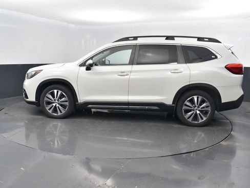 Used 2021 Subaru Ascent Limited image 9