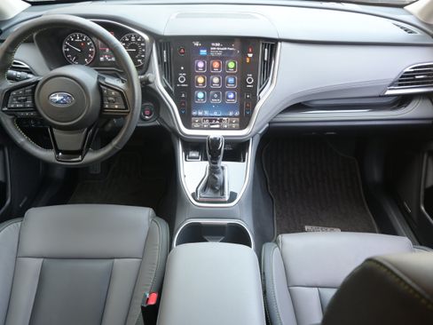 Certified 2025 Subaru Outback Onyx Edition AWD/4WD image 31