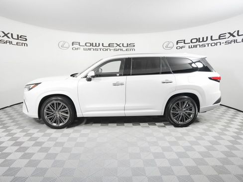 Certified 2024 Lexus TX 550h AWD Plug-In Hybrid w/ Technology Package image 4