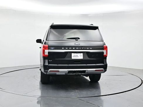 Used 2024 Ford Expedition XLT AWD/4WD image 8