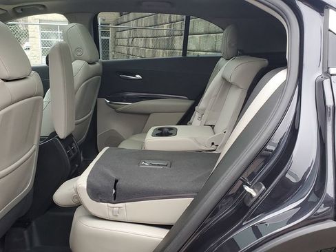 Certified 2023 Cadillac XT4 Luxury image 42