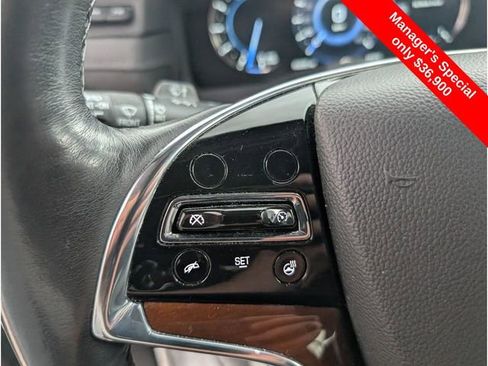 Used 2020 Cadillac Escalade Premium Luxury image 17