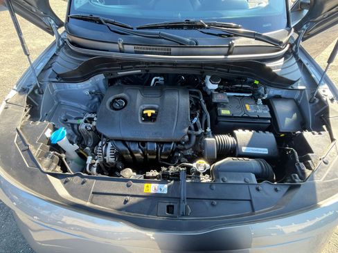 Used 2025 Kia Soul LX w/ LX Technology Package image 30