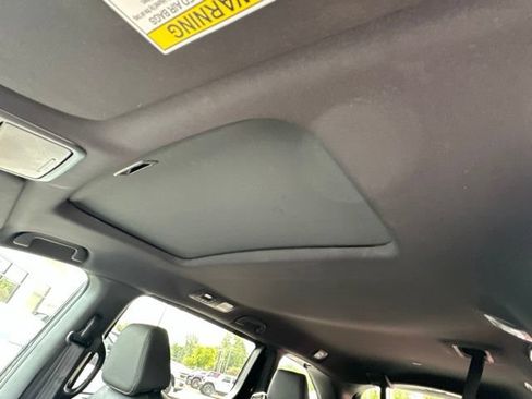 Used 2025 Honda Odyssey Sport-L image 13