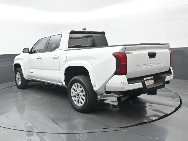 Used 2024 Toyota Tacoma SR5 RWD image 3