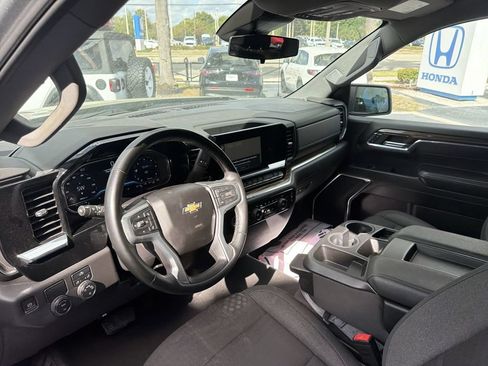 Used 2024 Chevrolet Silverado 1500 LT w/ Protection Package RWD image 23