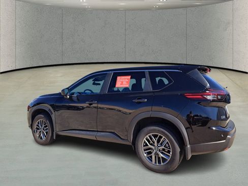 Certified 2026 Nissan Rogue S image 7